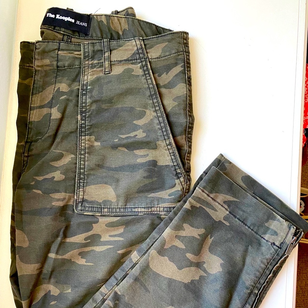 The Kooples Camo Cropped Pant
